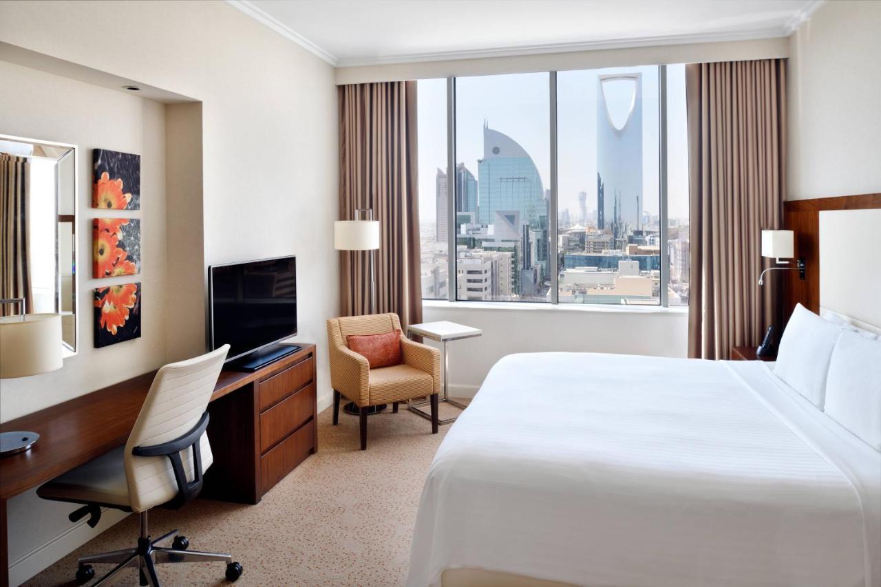 Courtyard By Marriott Riyadh Olaya Exterior foto