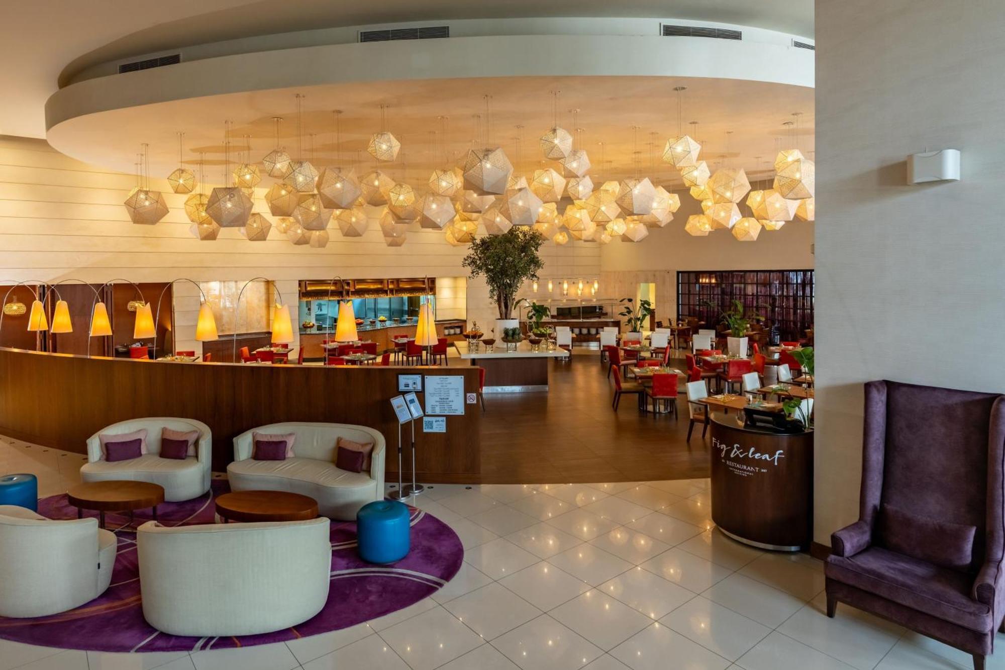Courtyard By Marriott Riyadh Olaya Exterior foto
