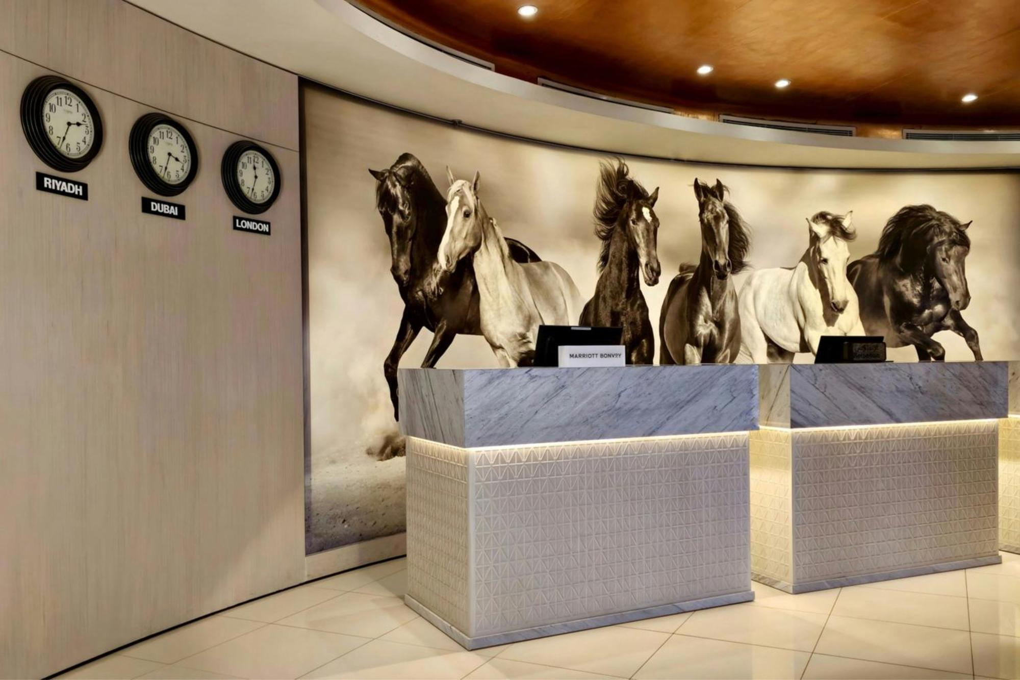 Courtyard By Marriott Riyadh Olaya Exterior foto